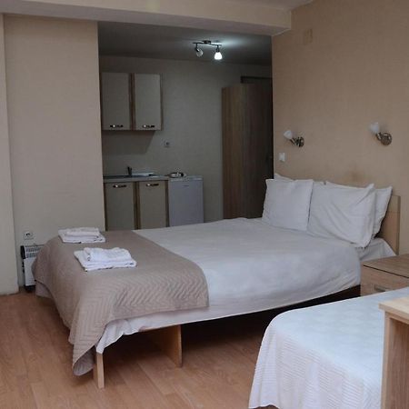 Villa Konzuli 比托拉 外观 照片